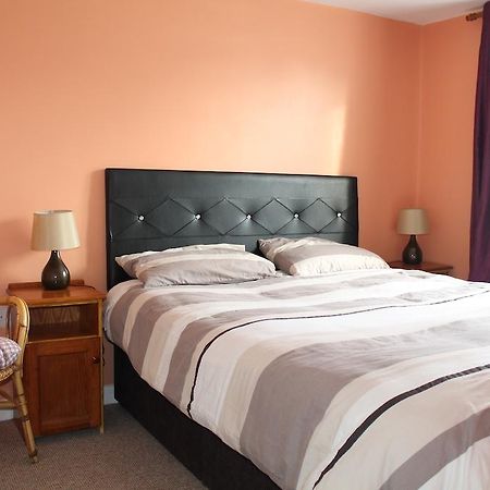 Serviced Apartments Уэксфорд Номер фото